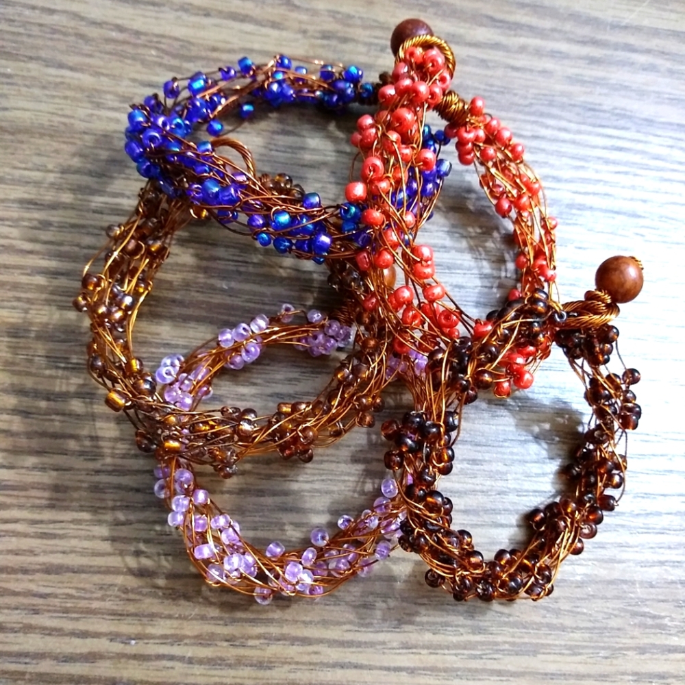 Gorgeous Topaz glass beaded copper wire bracelet - Picture 4 of 5